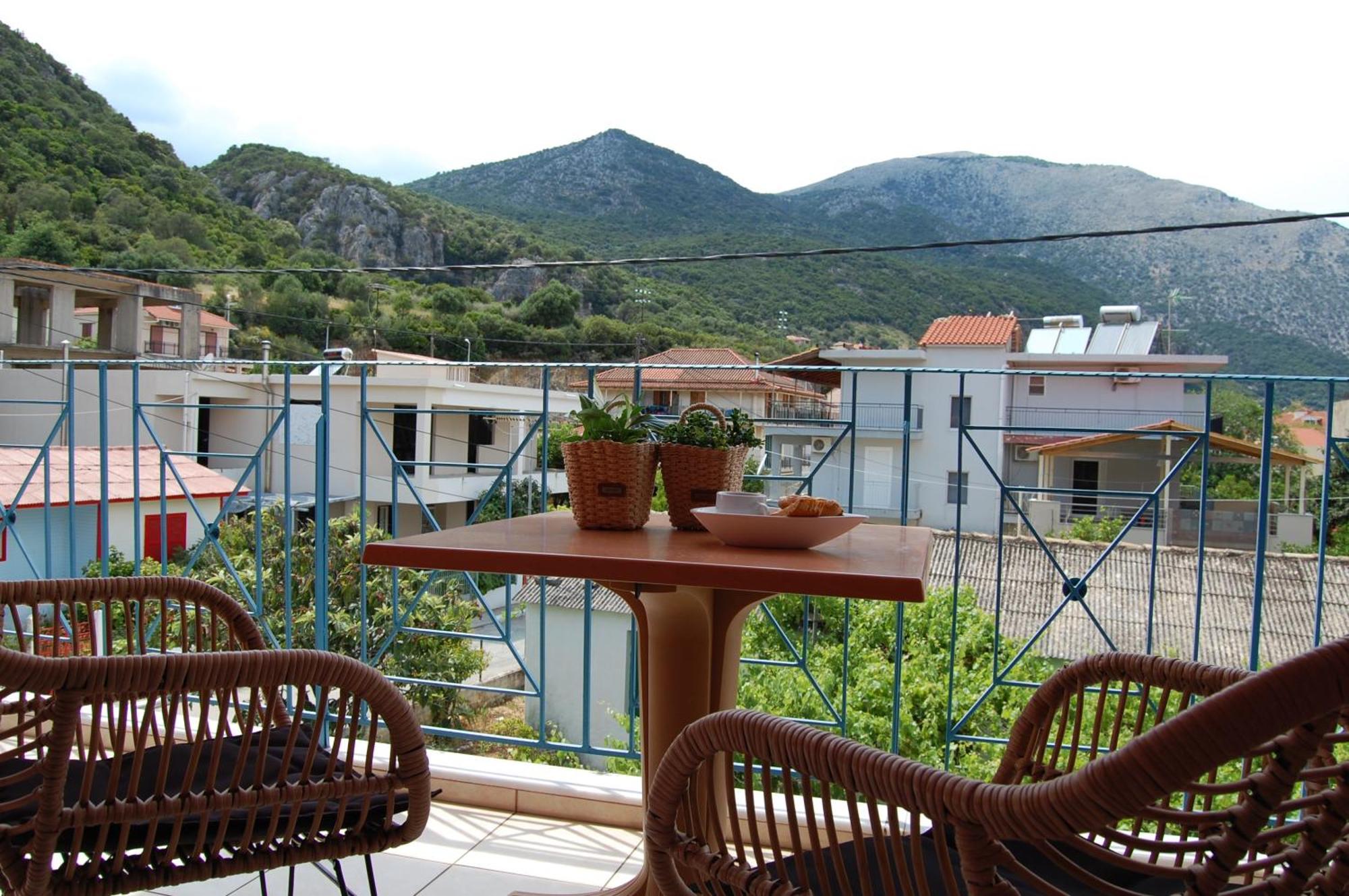 Alkyoni Apartments & Studios Poros  Exteriör bild