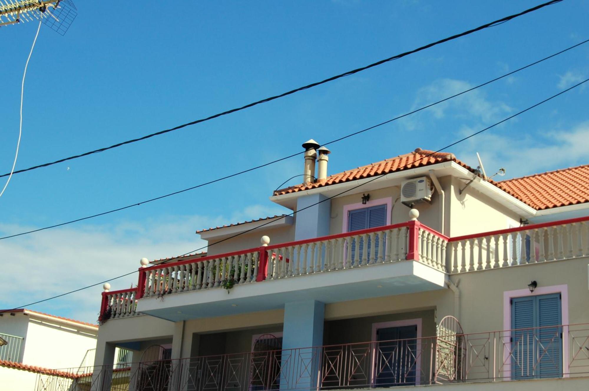 Alkyoni Apartments & Studios Poros  Exteriör bild