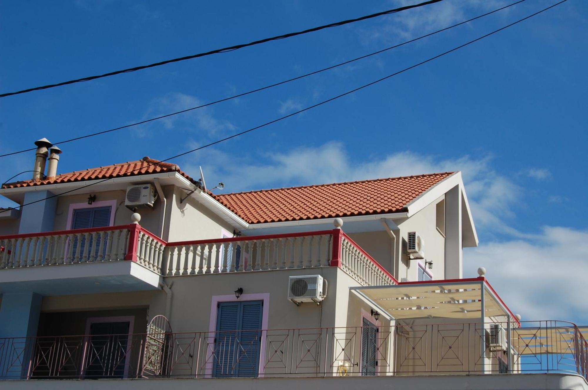 Alkyoni Apartments & Studios Poros  Exteriör bild